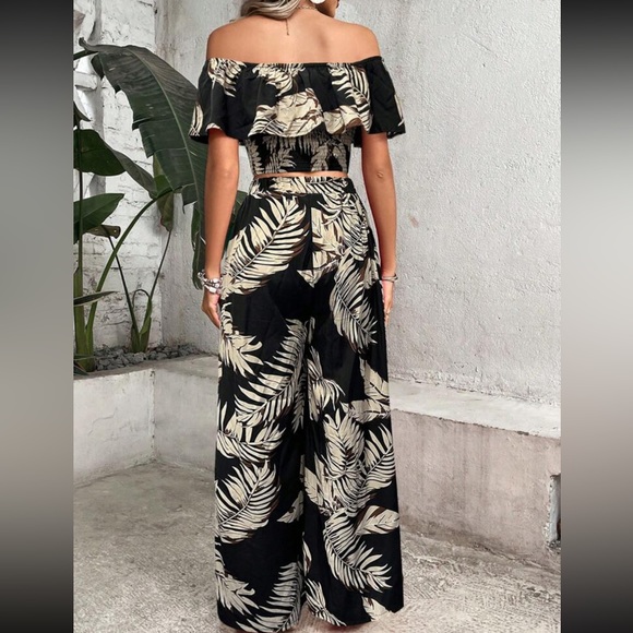 Boho tropical print off shoulder crop top and wide leg pants - Picture 3 of 5